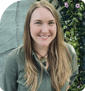 headshot of Laura Condon