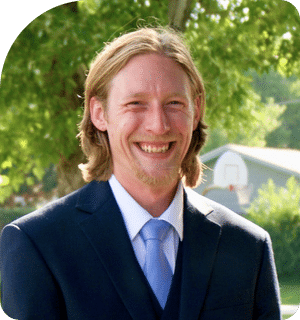 headshot of Kyle Harris at family care center parker, co