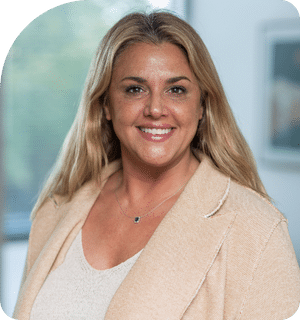 headshot of shana cunningham at family care center mesa, az