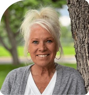 headshot of kimberly roberts at family care center fort collins