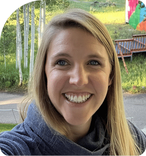 headshot of stephanie leblanc at family care center louisville