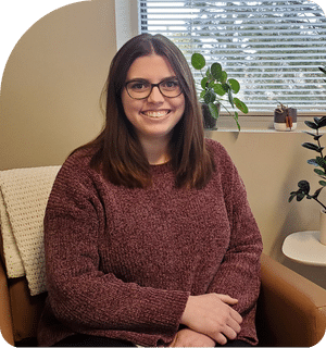 headshot of katie cole at family care center highlands ranch