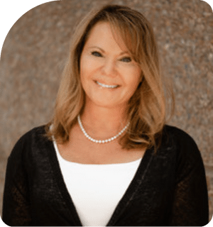 headshot of laura borner at family care center castle rock