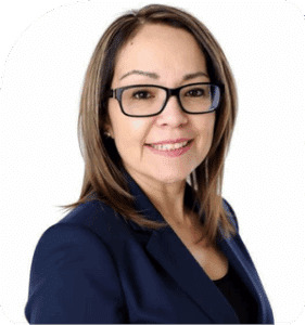 headshot of naomi mendoza ealy at family care center queen creek az