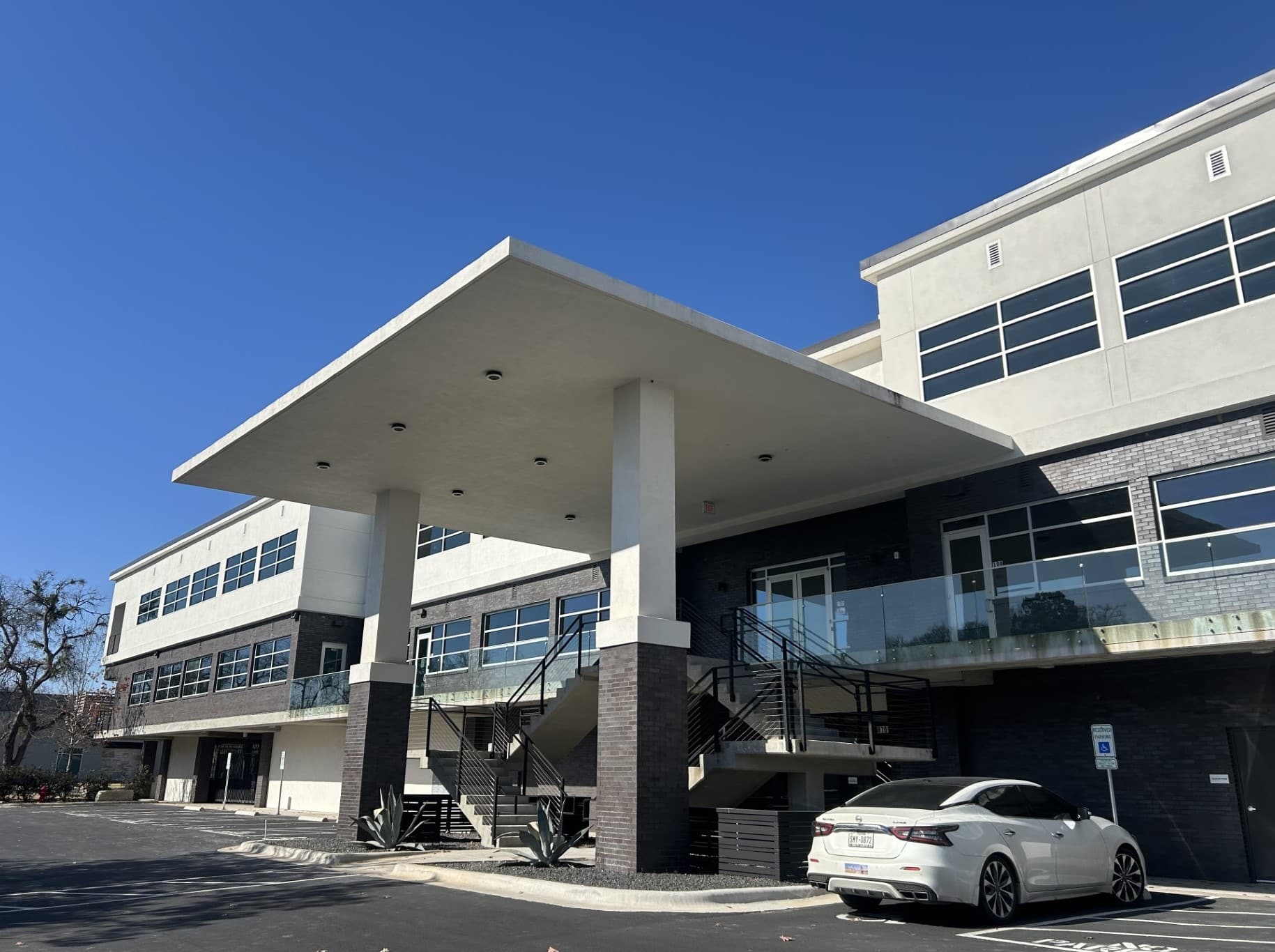 photo of family care center south austin, tx office building