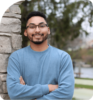headshot of Derrick Martienz at family care center georgetown tx